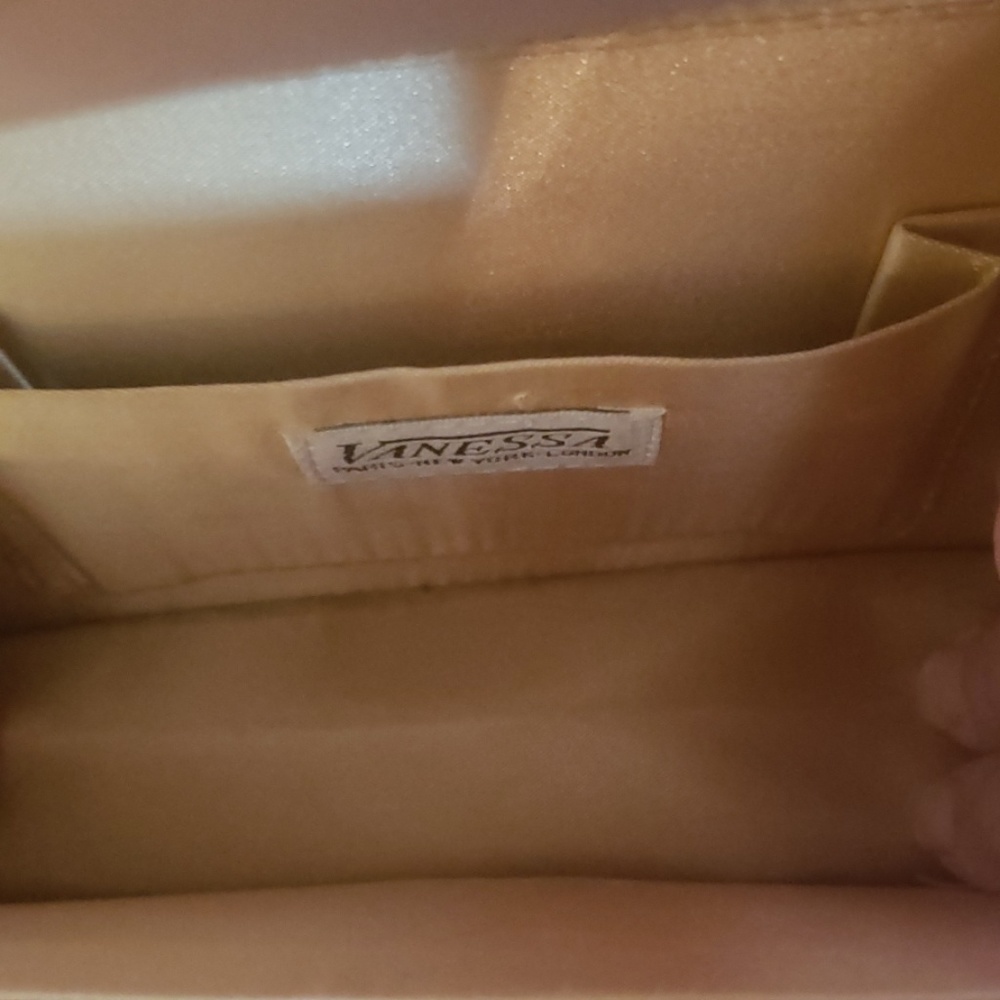 Purse - Picture 7 of 7